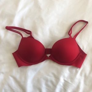 Victoria’s Secret Sexy Illusions Push-up Bra